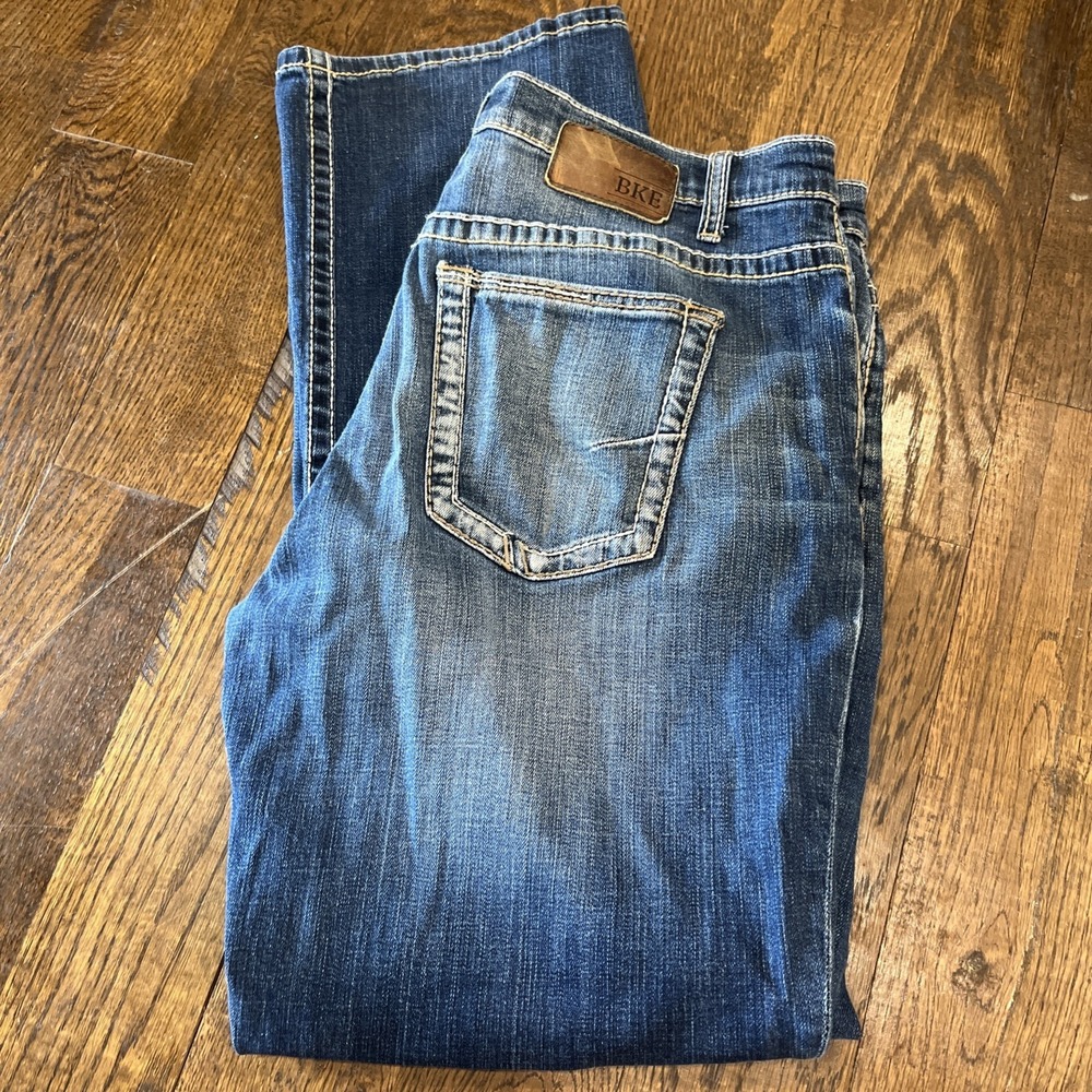BKE Tyler Denim Blue Jeans Men's 36R Straight Leg Thick Stitch Whiskered 36x31